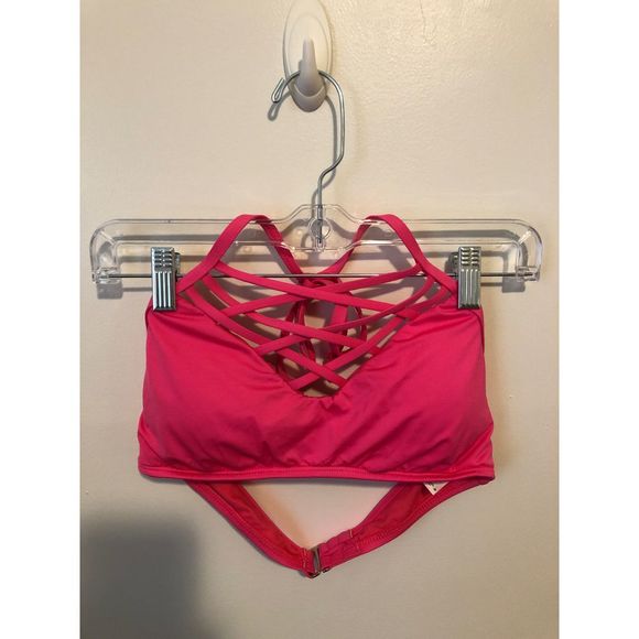 Mossimo Supply Co. Other - Mossimo swim top size M